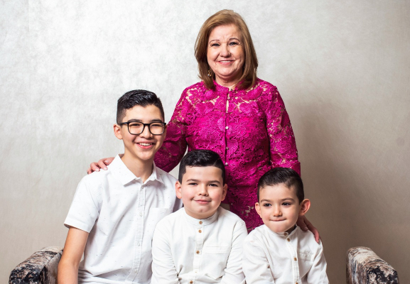 Creating Lasting Memories: The Importance of Family Reunion Photography